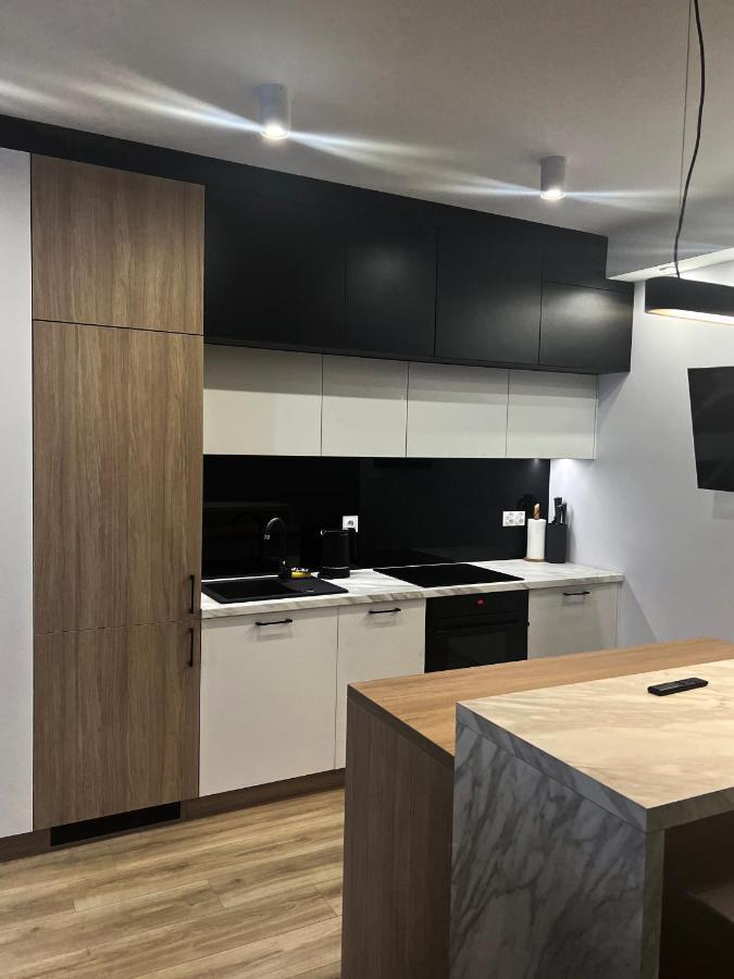 Amsterdam - Nowy Apartament W Centrum Z Prywatnym Zadaszonym Parkingiem โนวือตาร์ก ภายนอก รูปภาพ